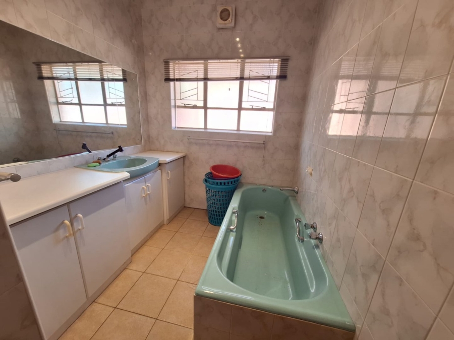 3 Bedroom Property for Sale in Northview Northern Cape